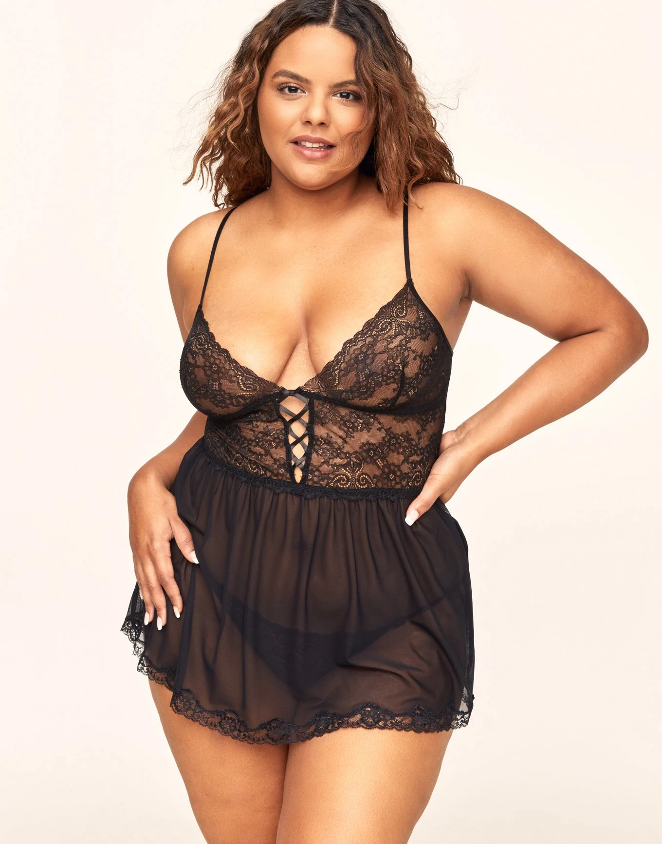 Yolandi Unlined Plus Black - Image 3