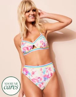 Gisele Contour Print