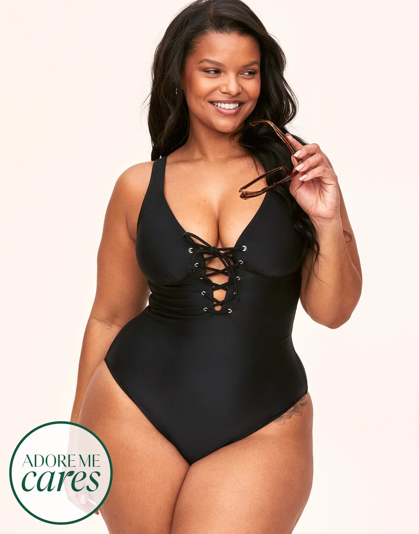 Evangeline Contour Plus Black