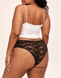 Deirdre Cheeky Plus Black