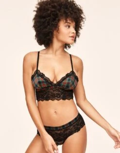 Breena Contour Print